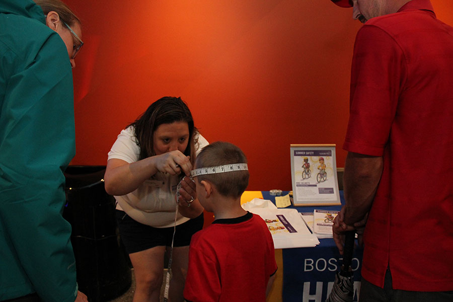 Helmet measuring at 2018 Kids Safety Expo